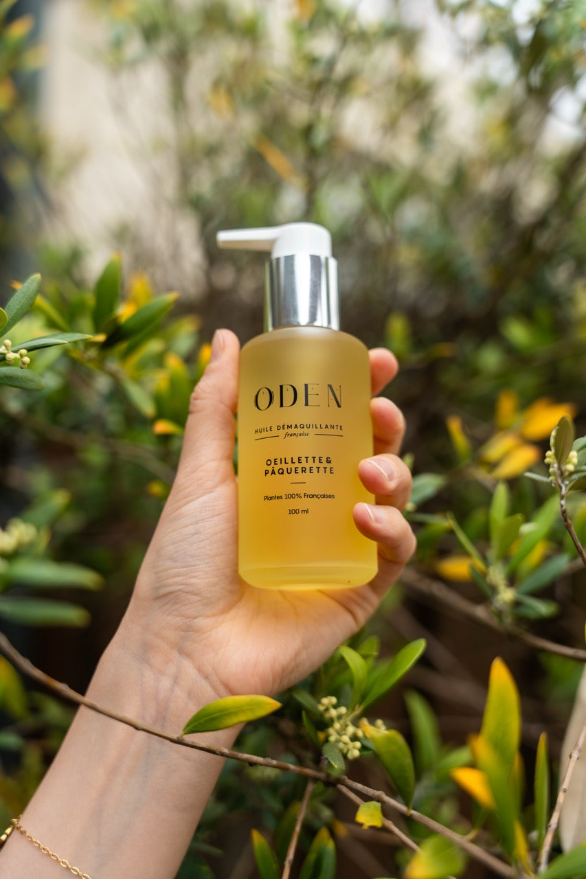 Makeup removing oil 
