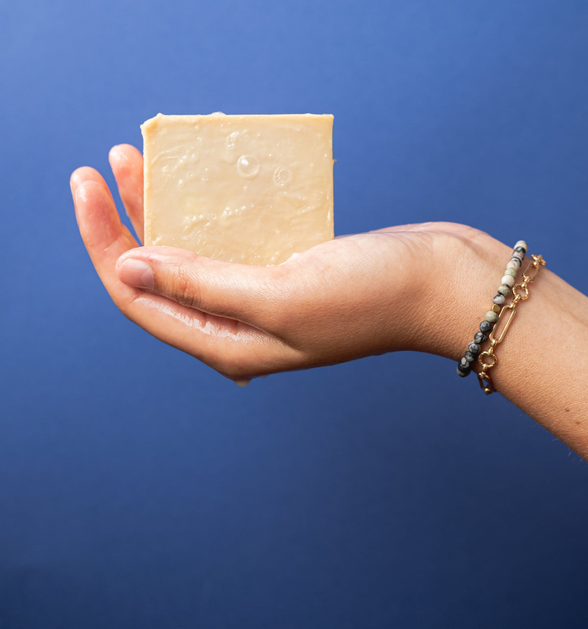 Dermo-care soap for stressed skin: Dryness &amp; Tightness