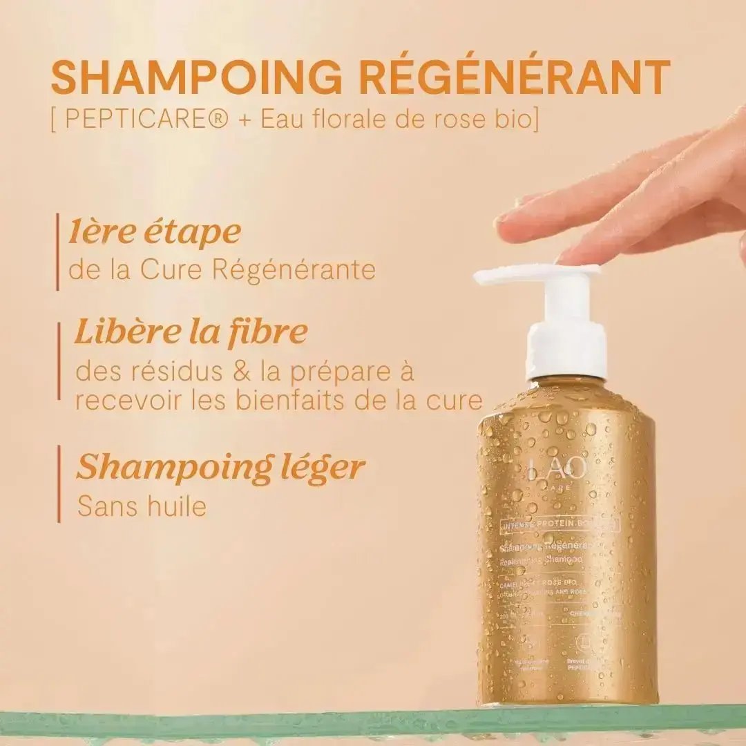 Main sur le flacon de shampoing régénérant LAO Care