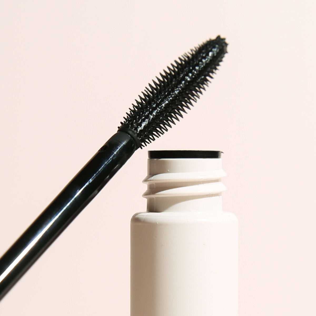 Brosse du mascara bio Charlotte Bio, gros plan Image