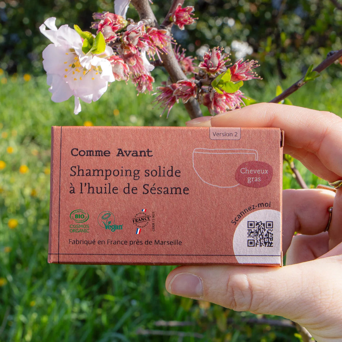 Shampoing solide bio à l’huile de sésame & rhassoul – cheveux gras